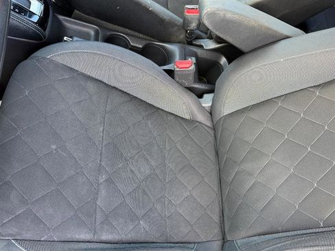 Used 2019 Nissan Kicks SV image 23