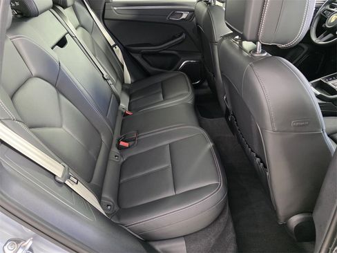 Used 2023 Porsche Macan GTS image 30