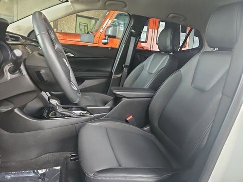 Used 2022 Buick Encore GX Preferred w/ Cold Weather Comfort Package image 3