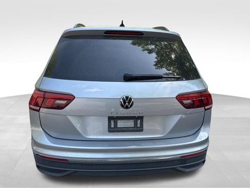 Used 2024 Volkswagen Tiguan S image 7