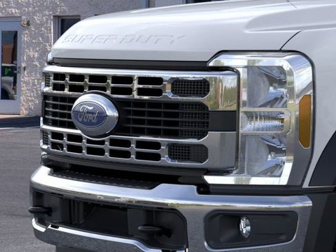 New 2026 Ford F550 4x4 Regular Cab Super Duty image 17