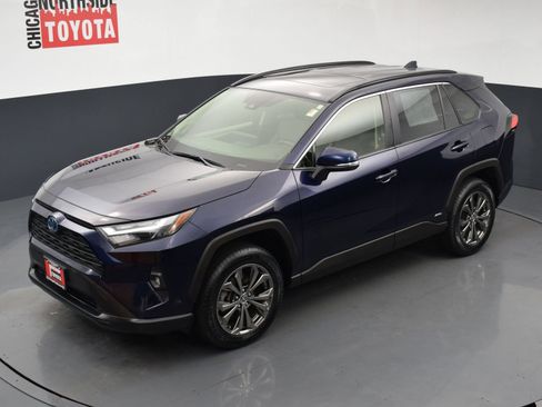 Used 2023 Toyota RAV4 XLE Premium AWD/4WD image 27