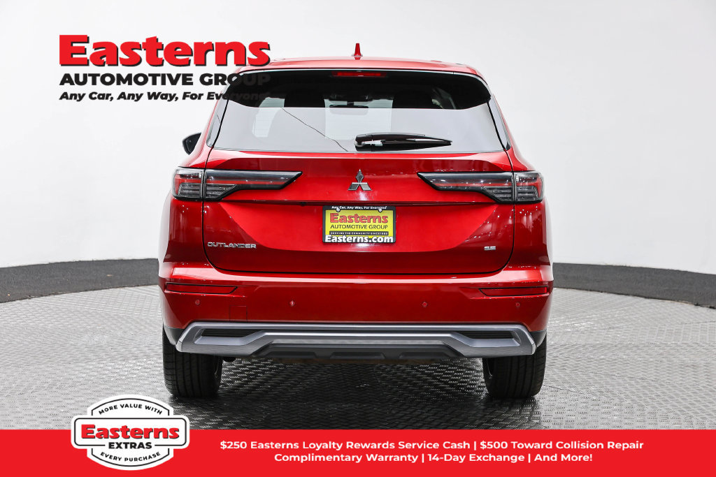 Used 2025 Mitsubishi Outlander SE AWD/4WD image 7