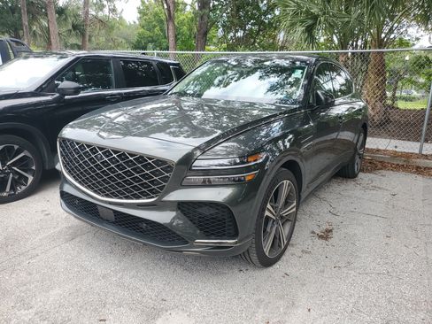 Used 2025 Genesis GV80 3.5T e-SC AWD/4WD image 4