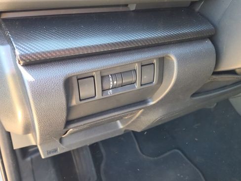 Certified 2024 Subaru Crosstrek 2.0i Premium AWD/4WD image 9