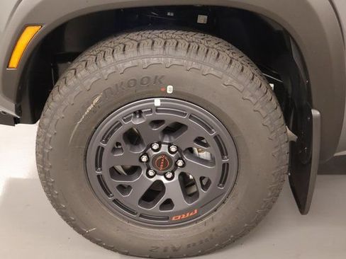 New 2026 Nissan Frontier PRO-4X w/ Pro Premium Package AWD/4WD image 7