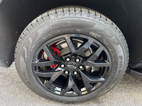 Used 2024 Chevrolet Tahoe RST w/ RST Performance Edition image 17