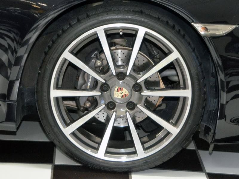 Used 2013 Porsche Boxster RWD image 16