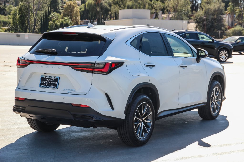 Used 2026 Lexus NX 450h+ AWD w/ Accessory Package (Z2) image 4