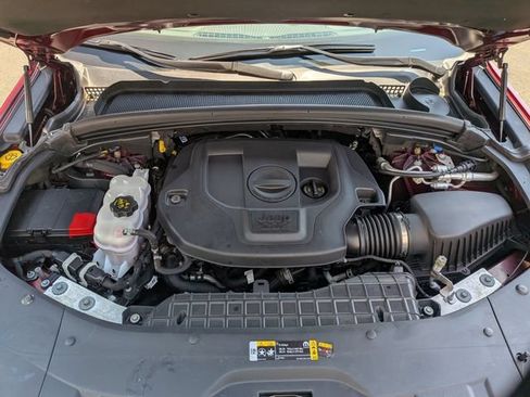Certified 2023 Jeep Grand Cherokee Overland AWD/4WD image 35