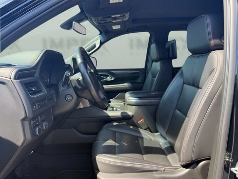 Used 2021 Chevrolet Tahoe RST w/ Luxury Package AWD/4WD image 12