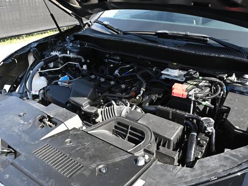 Used 2024 Honda CR-V LX image 16