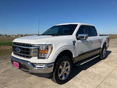 Used 2022 Ford F150 Lariat image 3