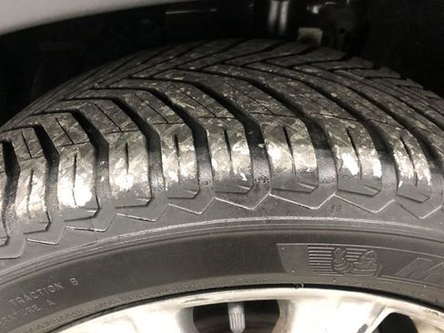 Used 2018 Ford Escape Titanium AWD/4WD image 30