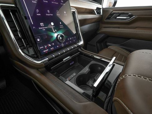 Used 2026 GMC Yukon Denali Ultimate image 25