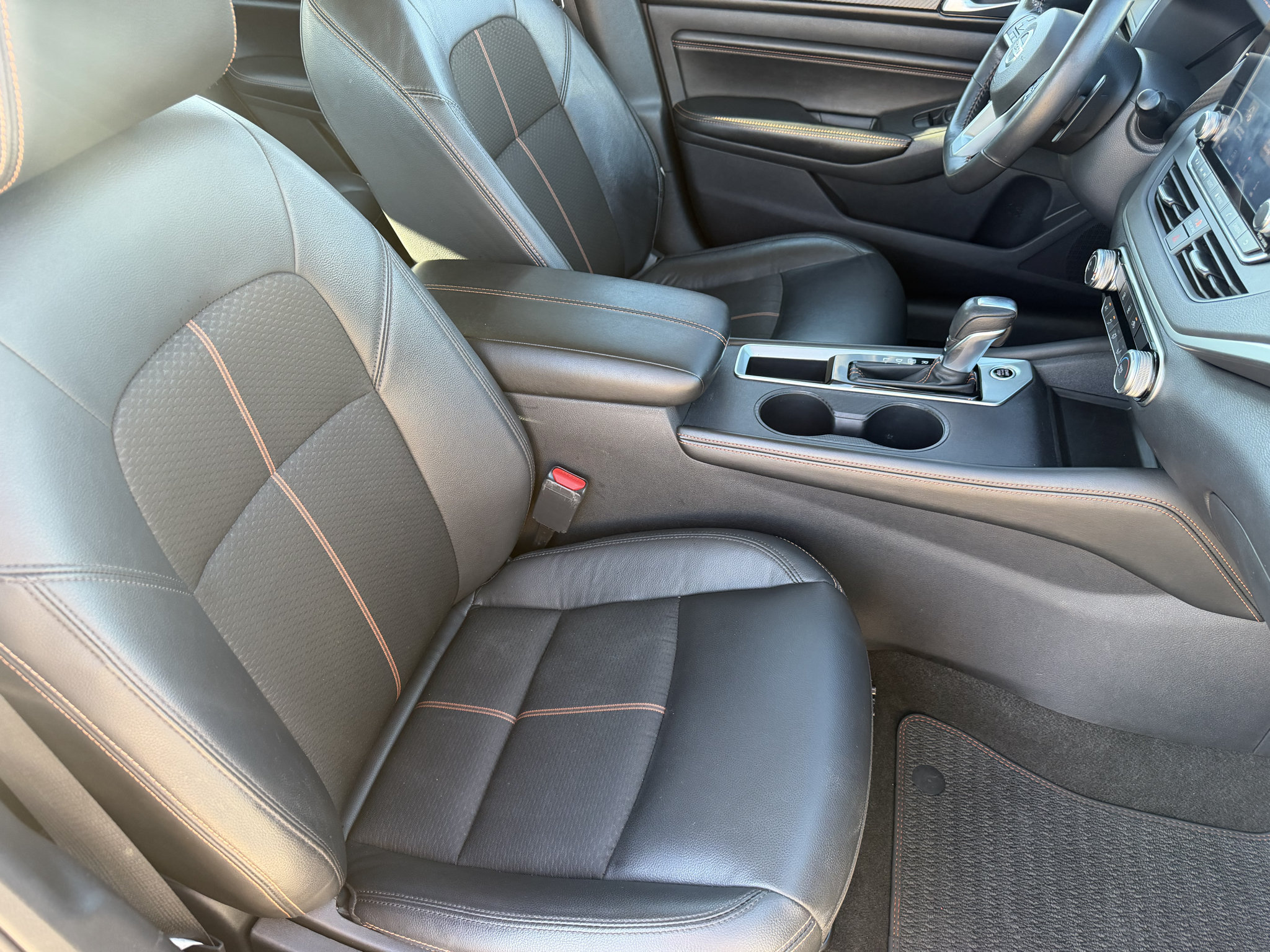 Used 2022 Nissan Altima 2.5 SR FWD image 23