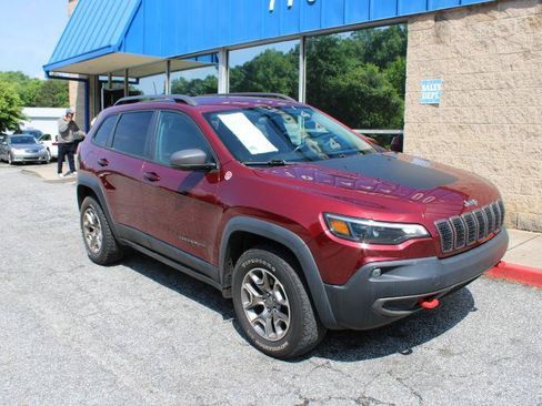 Used 2020 Jeep Cherokee Trailhawk w/ Cold Weather Group AWD/4WD image 9