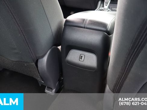 Used 2024 Nissan Sentra SV FWD image 25