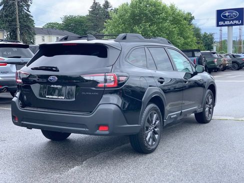 Used 2025 Subaru Outback Onyx Edition AWD/4WD image 7