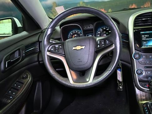 Used 2016 Chevrolet Malibu LT image 54