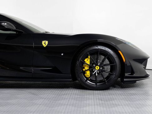 Certified 2019 Ferrari 812 Superfast RWD image 11