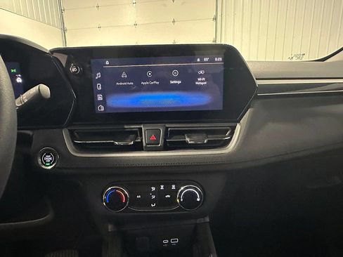 Used 2024 Chevrolet TrailBlazer LS w/ LS Convenience Package AWD/4WD image 35