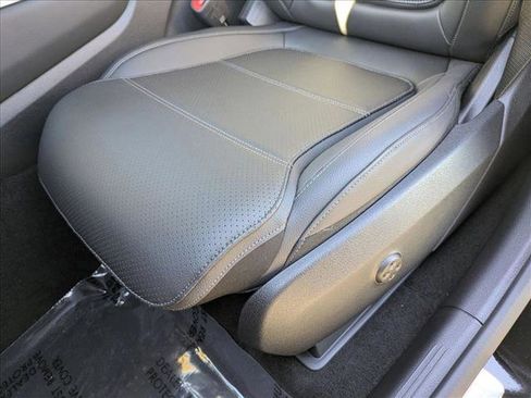 New 2026 Mercedes-Benz GLC 300 image 4