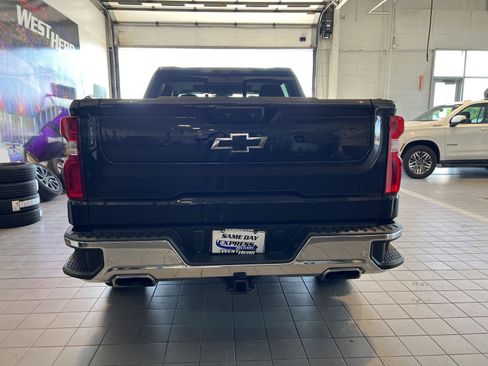 Used 2022 Chevrolet Silverado 1500 LTZ w/ LTZ Premium Package AWD/4WD image 6