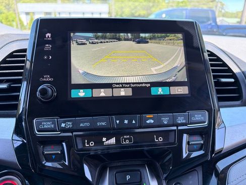 Used 2024 Honda Odyssey Touring image 7