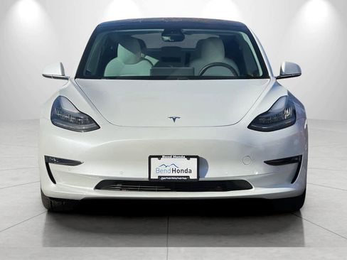Used 2019 Tesla Model 3 Long Range image 10