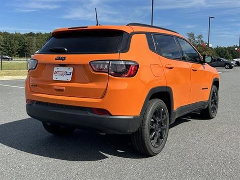 New 2026 Jeep Compass Latitude image 5