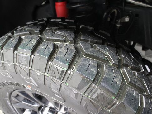 Used 2021 Ford F250 Lariat image 7