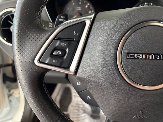 Used 2022 Chevrolet Camaro SS RWD image 16
