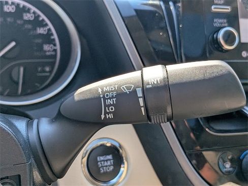 Used 2024 Toyota Camry LE image 28