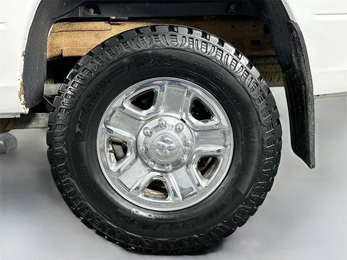 Used 2016 RAM 2500 Tradesman w/ Chrome Appearance Group image 27