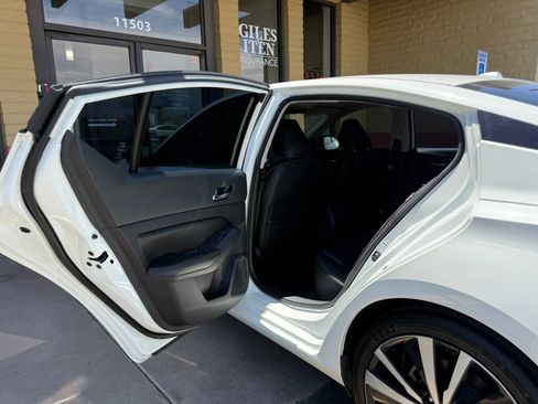Used 2021 Nissan Altima 2.5 SR w/ SR Premium Package FWD image 19