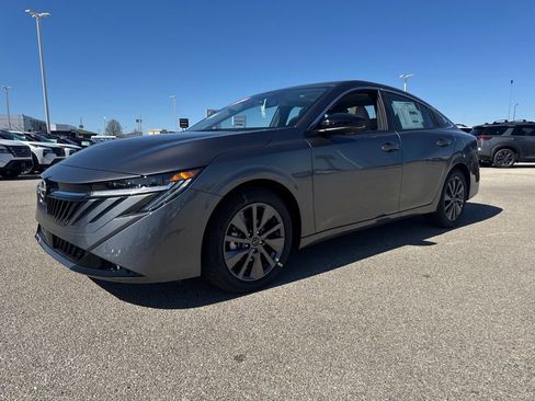 New 2026 Nissan Sentra SL w/ Floor Mat Package image 2