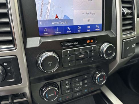 Used 2020 Ford F250 Lariat w/ Tremor Off-Road Package AWD/4WD image 26