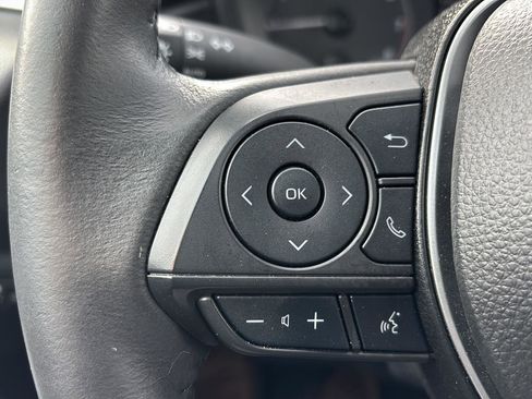 Used 2024 Toyota Corolla SE w/ SE Premium Package image 25