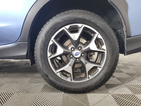 Used 2018 Subaru Crosstrek 2.0i Premium w/ Eyesight System image 29