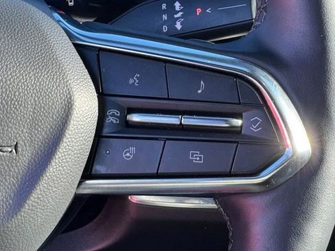 Used 2025 Chevrolet Equinox LT AWD/4WD image 24