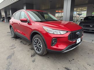 New 2025 Ford Escape PHEV video 1