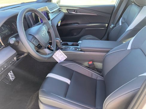 Certified 2026 Toyota Camry SE image 16