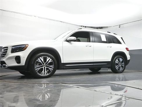 Used 2025 Mercedes-Benz GLB 250 GLB 250 w/ Exclusive Package image 36