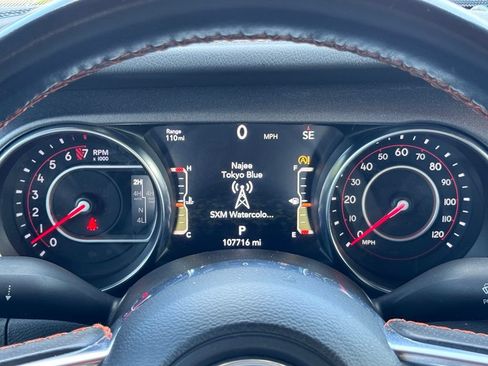 Used 2021 Jeep Gladiator Mojave AWD/4WD image 15