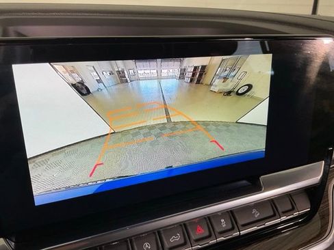 Used 2022 Chevrolet Silverado 1500 RST image 12