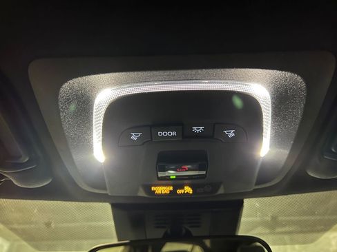 New 2026 Toyota Corolla SE image 24