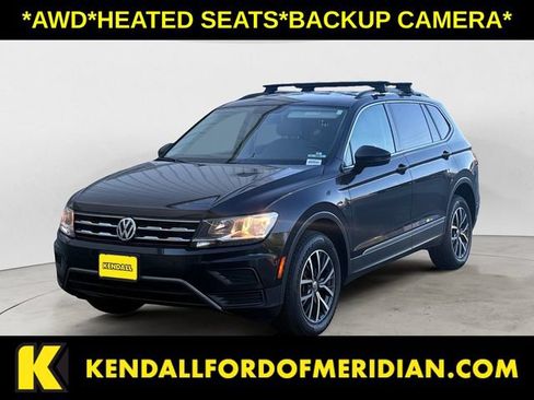 Used 2018 Volkswagen Tiguan SE AWD/4WD image 1
