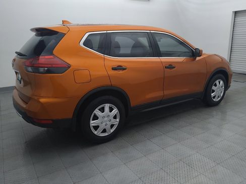 Used 2017 Nissan Rogue S image 10