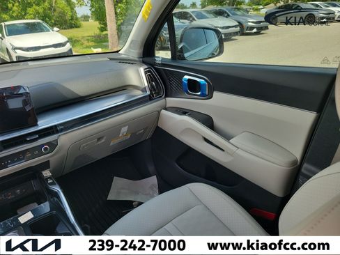 New 2026 Kia Sorento EX FWD image 18